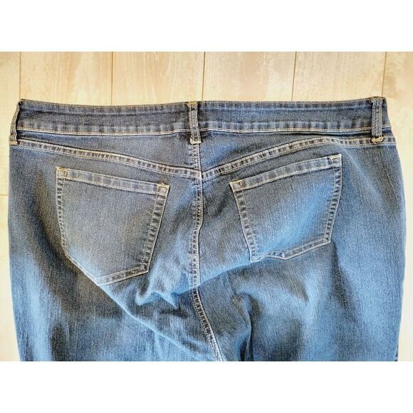 Torrid Denim 20R Jeans Women’s Size 20R Stretch Tapered Leg‎ Med. Wash Pockets - Picture 6 of 6